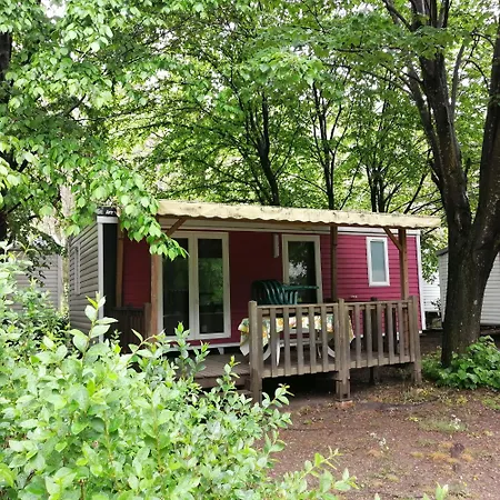 Le Ventadour Campingplatz 3*