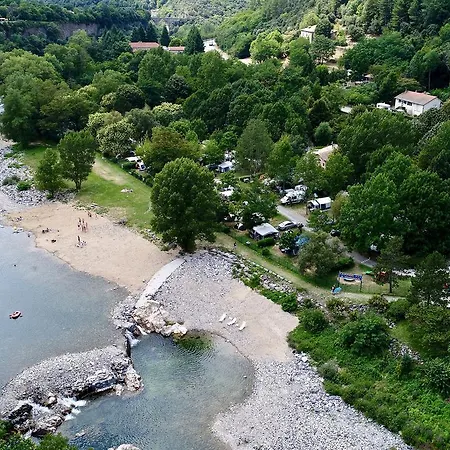 Le Ventadour Campingplatz 3*