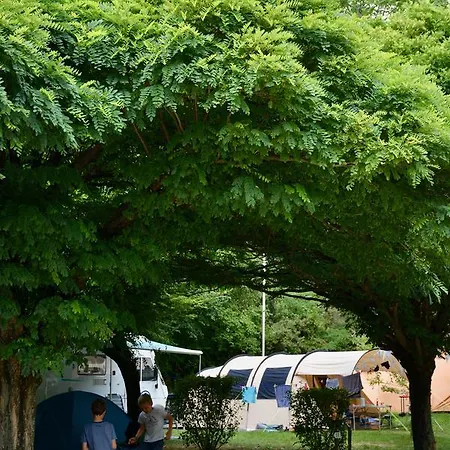 Le Ventadour Meyras