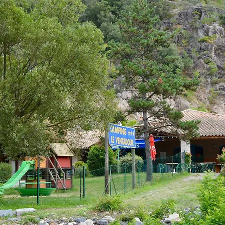 Le Ventadour 캠프장 Meyras