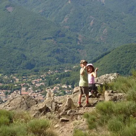Le Ventadour Meyras