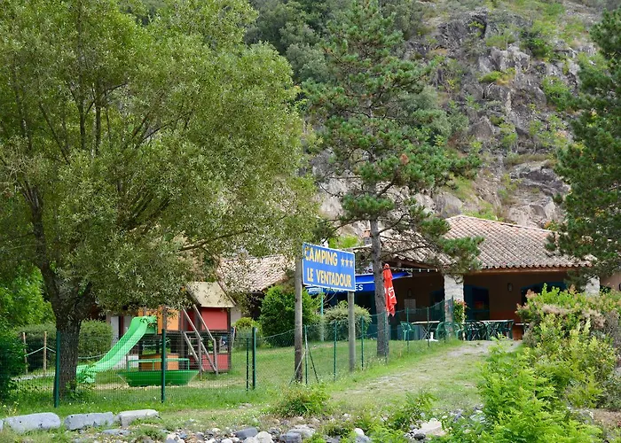 Le Ventadour 캠프장 Meyras